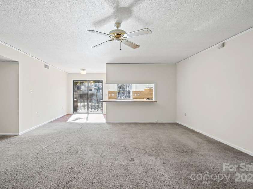 331 Meadowbrook Road, Charlotte, NC 28211.  MLS# CAR4318757, YatesRealty ID 2289. 