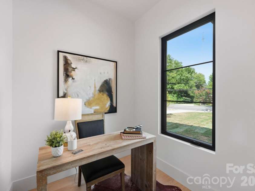 1427 Sharon Amity Road, Charlotte, NC 28211.  MLS# CAR4355163, YatesRealty ID 22890. 