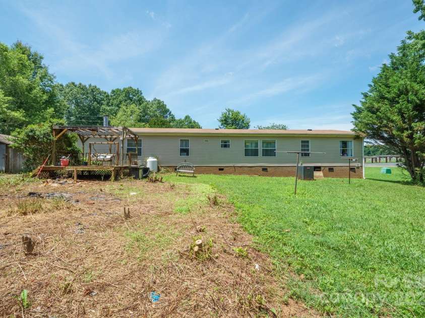 1495 Leonards Fork Church Road, Lincolnton, NC 28092.  MLS# CAR4273387, YatesRealty ID 22890. 
