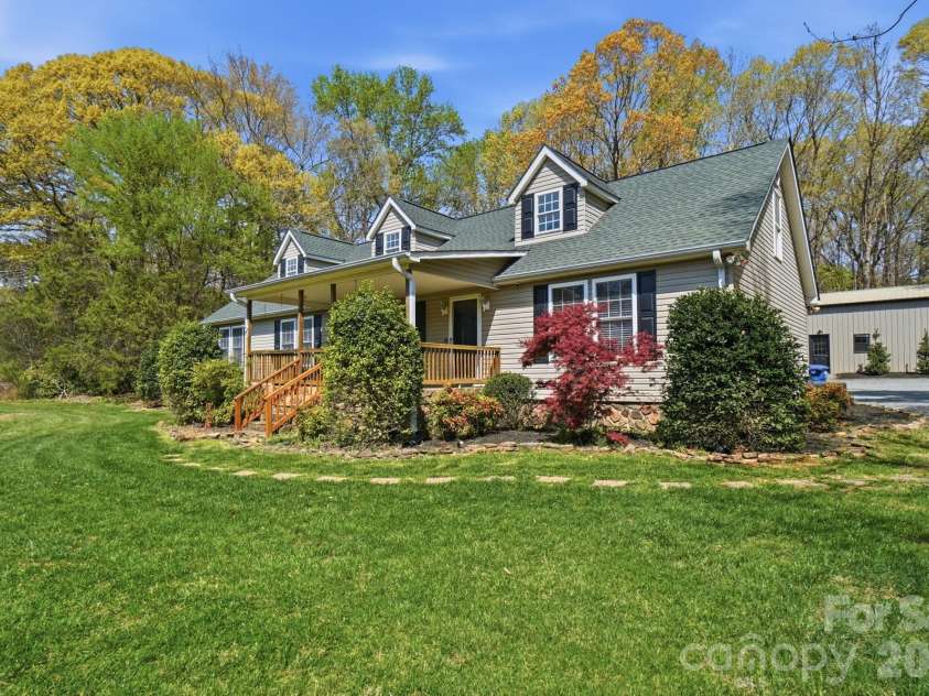 10810 Connell Road, Mint Hill, NC 28227.  MLS# CAR4362286, YatesRealty ID 22891. 