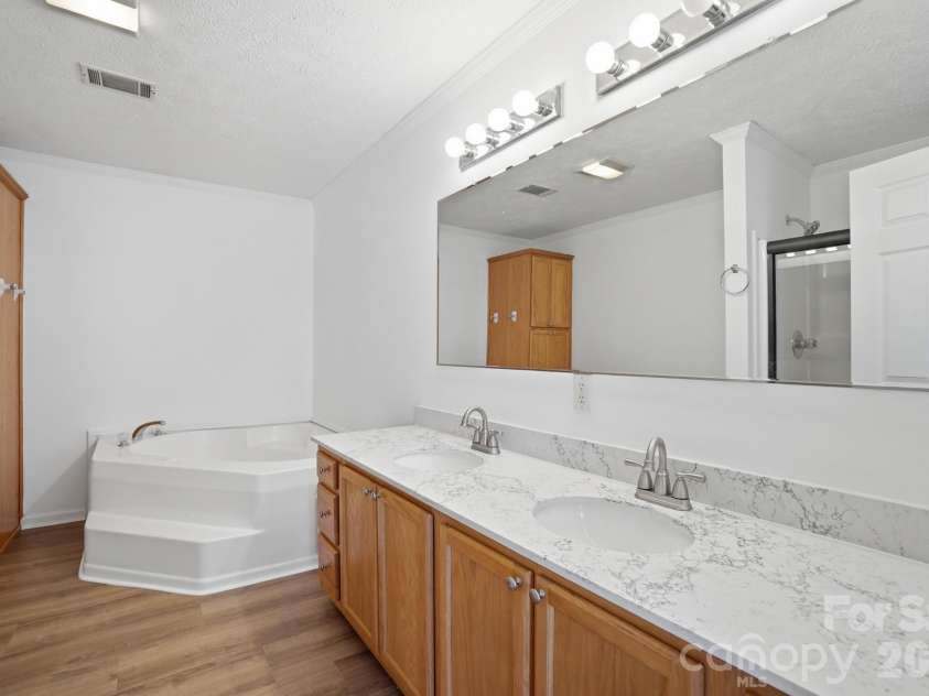 10810 Connell Road, Mint Hill, NC 28227.  MLS# CAR4362286, YatesRealty ID 22891. 