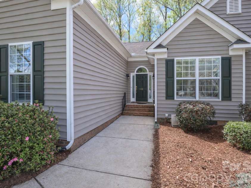 158 Forest Walk Way, Mooresville, NC 28115.  MLS# CAR4360572, YatesRealty ID 22893. 