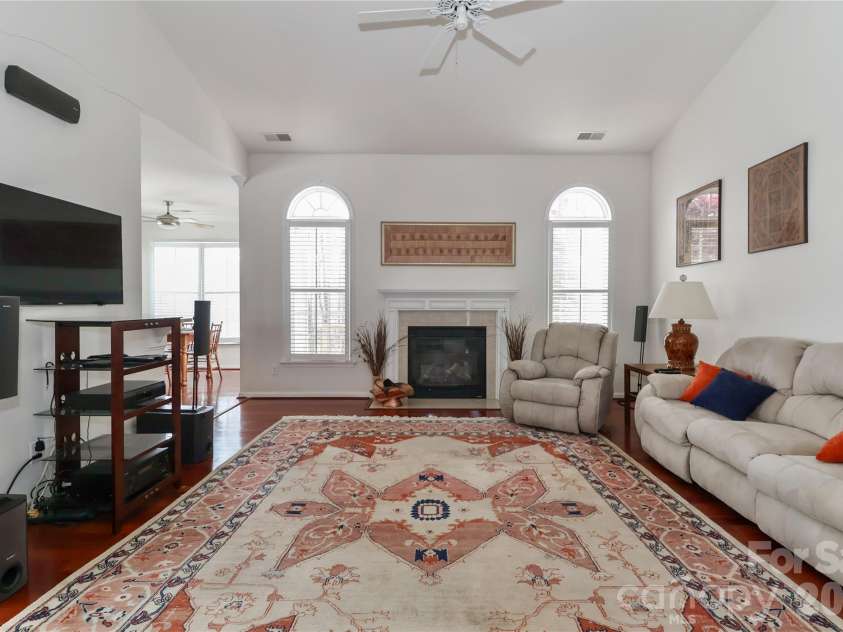 158 Forest Walk Way, Mooresville, NC 28115.  MLS# CAR4360572, YatesRealty ID 22893. 