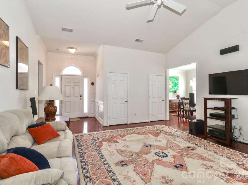 158 Forest Walk Way, Mooresville, NC 28115.  MLS# CAR4360572, YatesRealty ID 22893. 
