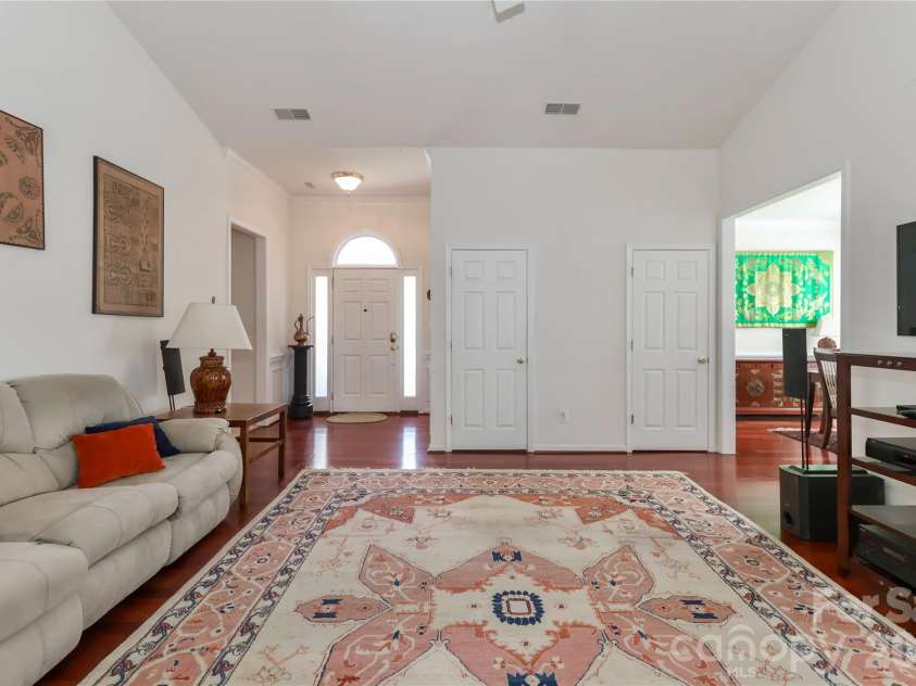 158 Forest Walk Way, Mooresville, NC 28115.  MLS# CAR4360572, YatesRealty ID 22893. 