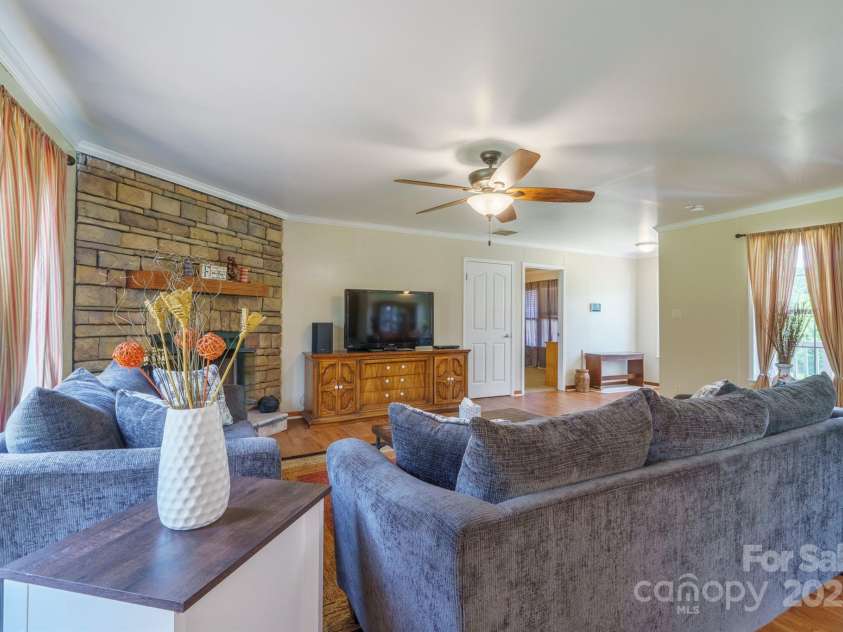 6785 Knotty Wood Lane, Vale, NC 28168.  MLS# CAR4275720, YatesRealty ID 22893. 