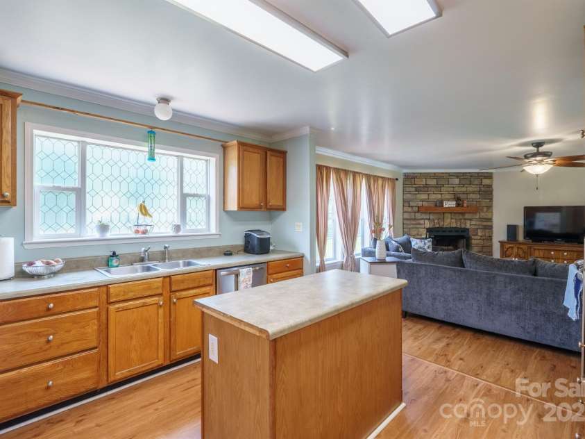 6785 Knotty Wood Lane, Vale, NC 28168.  MLS# CAR4275720, YatesRealty ID 22893. 