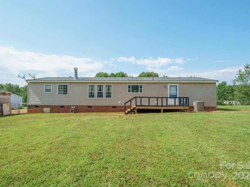 6785 Knotty Wood Lane, Vale, NC 28168.  MLS# CAR4275720, YatesRealty ID 22893. 