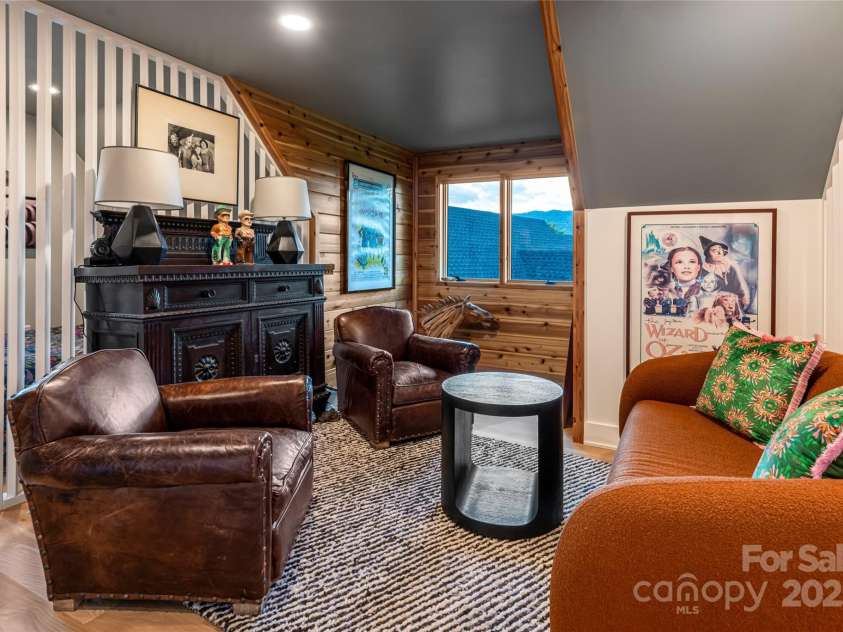 163 Annabelle Linn Drive, Fairview, NC 28730.  MLS# CAR4255897, YatesRealty ID 22895. 