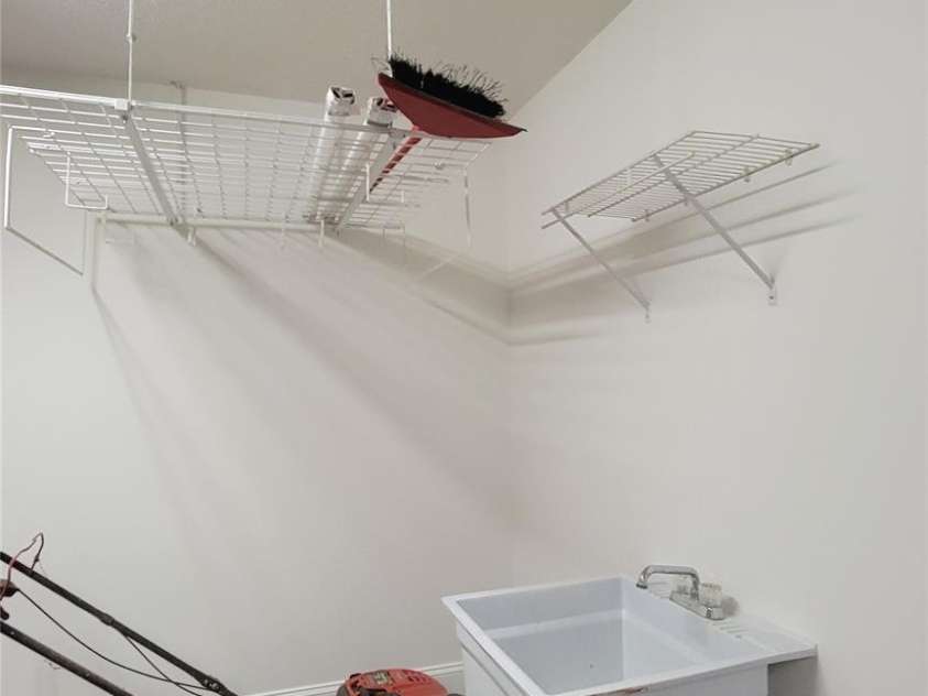 3327 Flagler Circle, Midland, NC 28107.  MLS# CAR4365059, YatesRealty ID 22895. Utility tub in garage