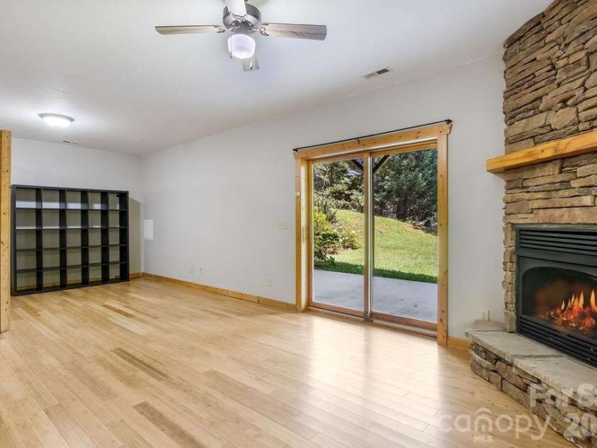 447 Hidden Lake Parkway, Nebo, NC 28761.  MLS# CAR4341949, YatesRealty ID 22897. 