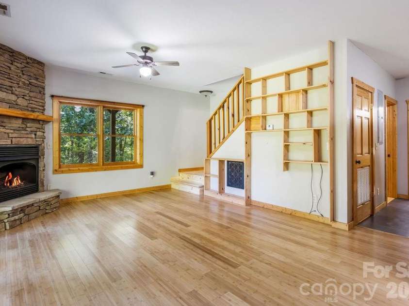 447 Hidden Lake Parkway, Nebo, NC 28761.  MLS# CAR4341949, YatesRealty ID 22897. 