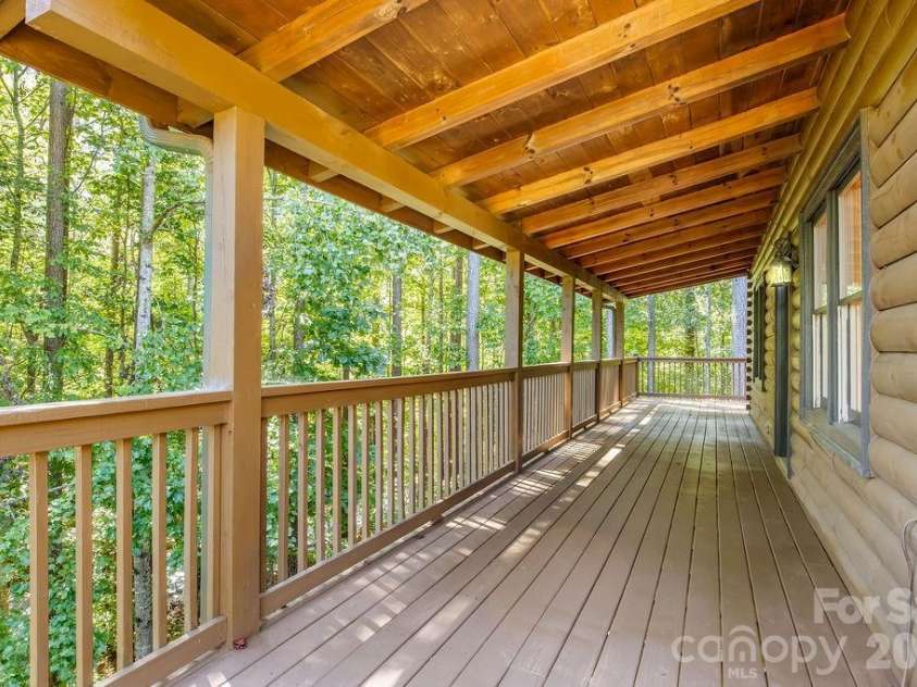 447 Hidden Lake Parkway, Nebo, NC 28761.  MLS# CAR4341949, YatesRealty ID 22897. 