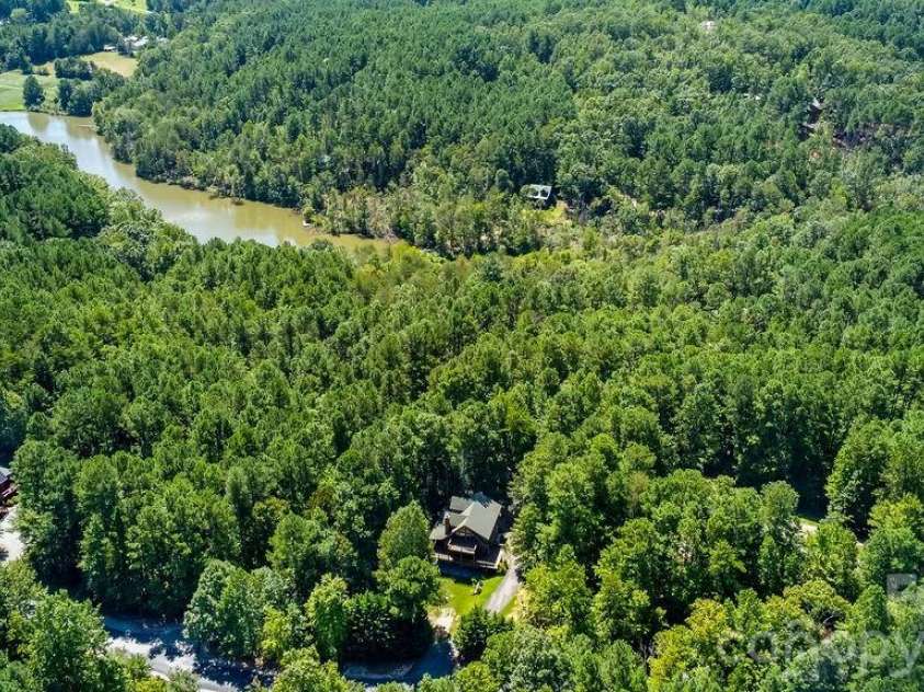 447 Hidden Lake Parkway, Nebo, NC 28761.  MLS# CAR4341949, YatesRealty ID 22897. 