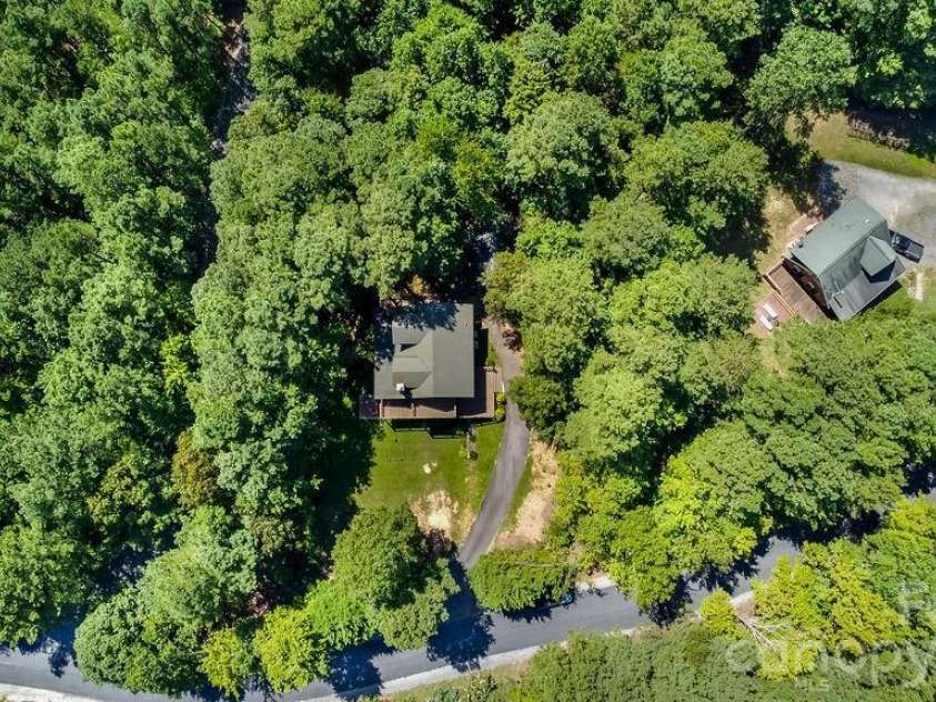 447 Hidden Lake Parkway, Nebo, NC 28761.  MLS# CAR4341949, YatesRealty ID 22897. 