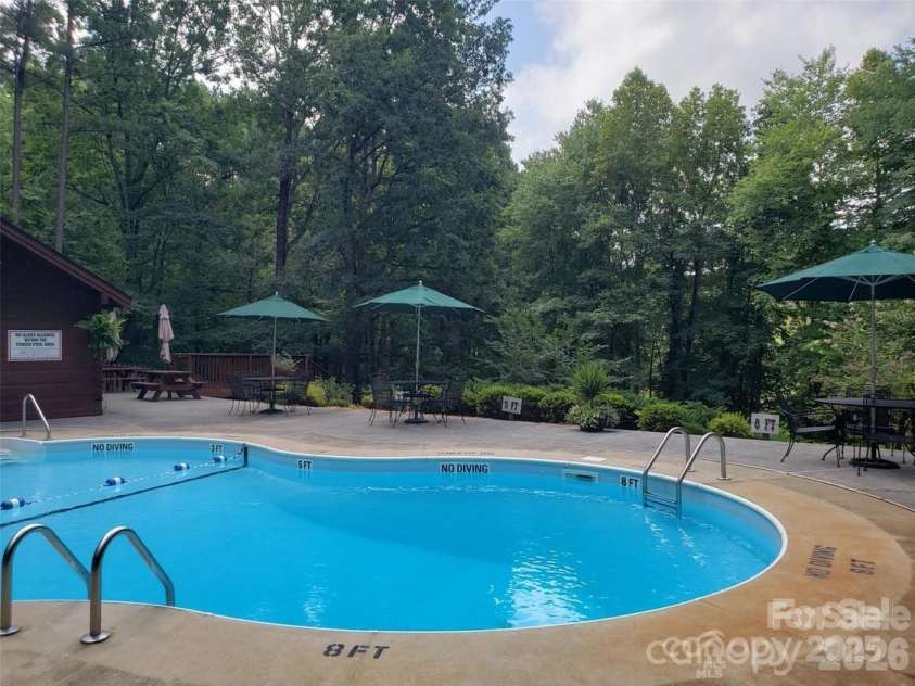 447 Hidden Lake Parkway, Nebo, NC 28761.  MLS# CAR4341949, YatesRealty ID 22897. 