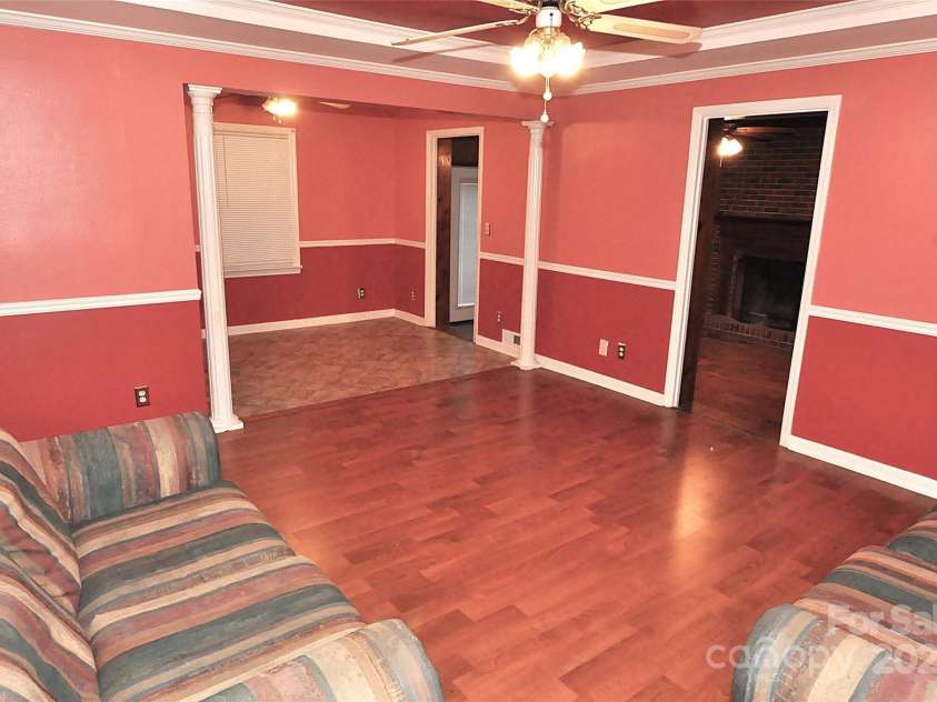 109 Hardin Street, Chester, SC 29706.  MLS# CAR4315865, YatesRealty ID 229. 