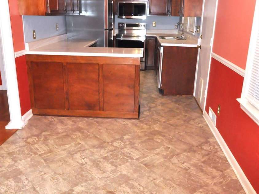 109 Hardin Street, Chester, SC 29706.  MLS# CAR4315865, YatesRealty ID 229. 