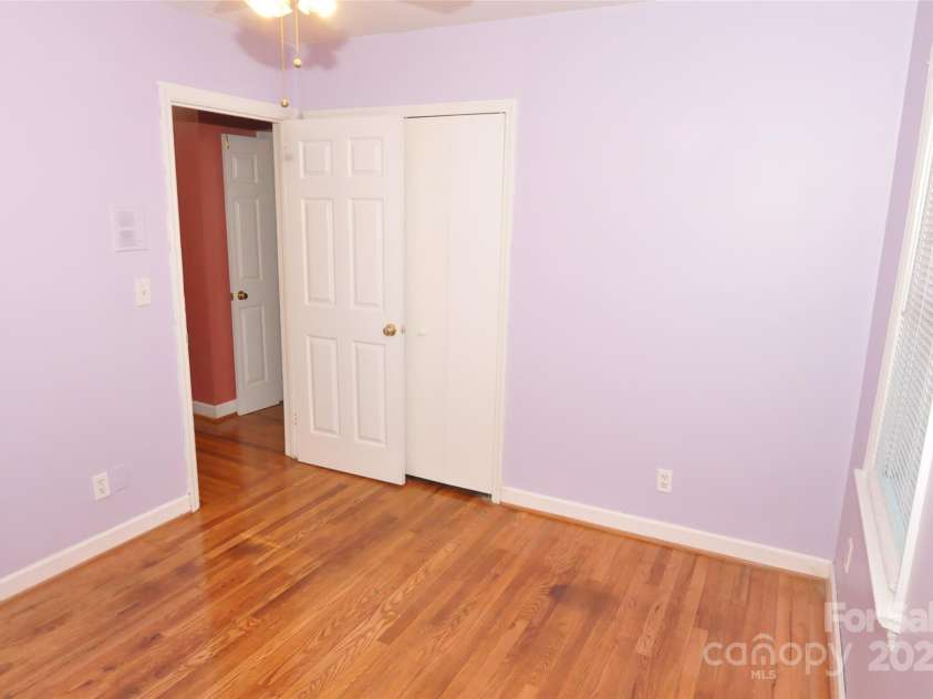 109 Hardin Street, Chester, SC 29706.  MLS# CAR4315865, YatesRealty ID 229. 