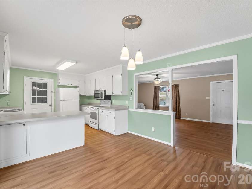 1855 Eastbrook Circle, Morganton, NC 28655.  MLS# CAR4349531, YatesRealty ID 2290. 
