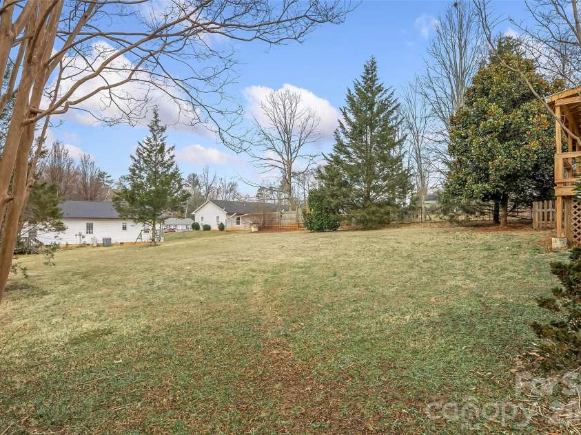 1855 Eastbrook Circle, Morganton, NC 28655.  MLS# CAR4349531, YatesRealty ID 2290. 