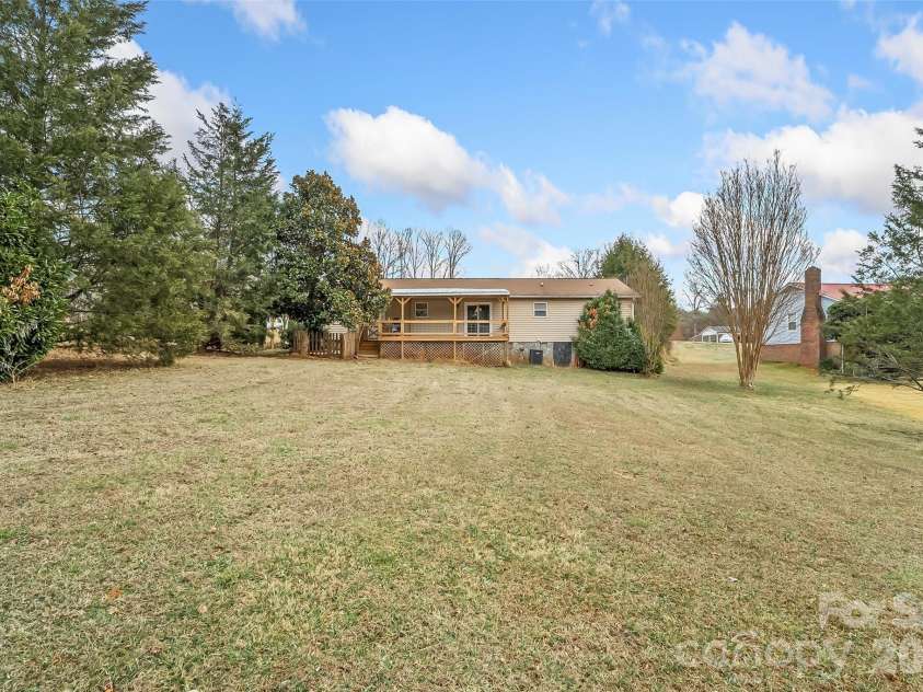 1855 Eastbrook Circle, Morganton, NC 28655.  MLS# CAR4349531, YatesRealty ID 2290. 
