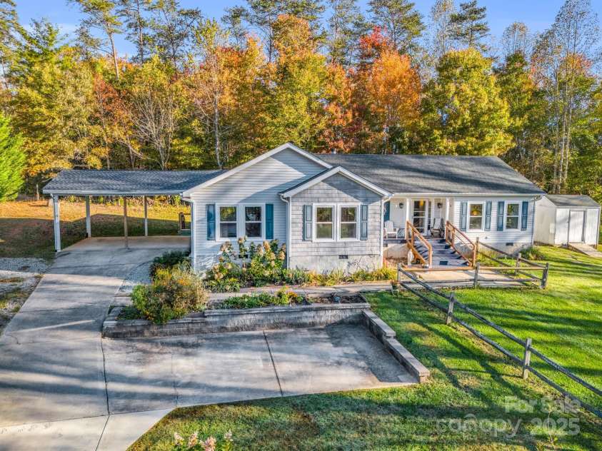 22 Shallow Branch Road, Leicester, NC 28748.  MLS# CAR4195213, YatesRealty ID 2290. 