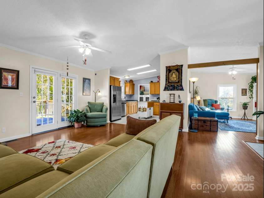 22 Shallow Branch Road, Leicester, NC 28748.  MLS# CAR4195213, YatesRealty ID 2290. 