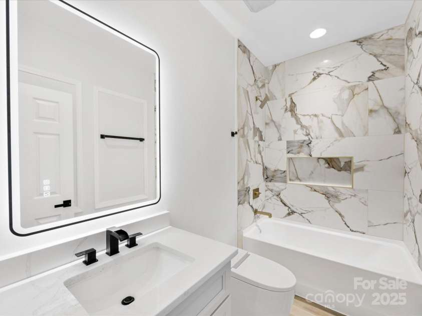 5217 Waterfall Court, Gastonia, NC 28056.  MLS# CAR4268389, YatesRealty ID 22901. Bathroom Connected to Bedroom #2