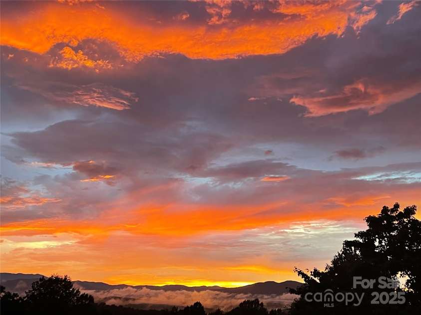 165 Perennial Drive, Nebo, NC 28761.  MLS# CAR4252202, YatesRealty ID 22902. Amazing sunsets