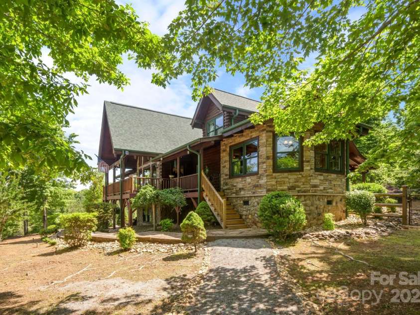 165 Perennial Drive, Nebo, NC 28761.  MLS# CAR4252202, YatesRealty ID 22902. Natural landscaping