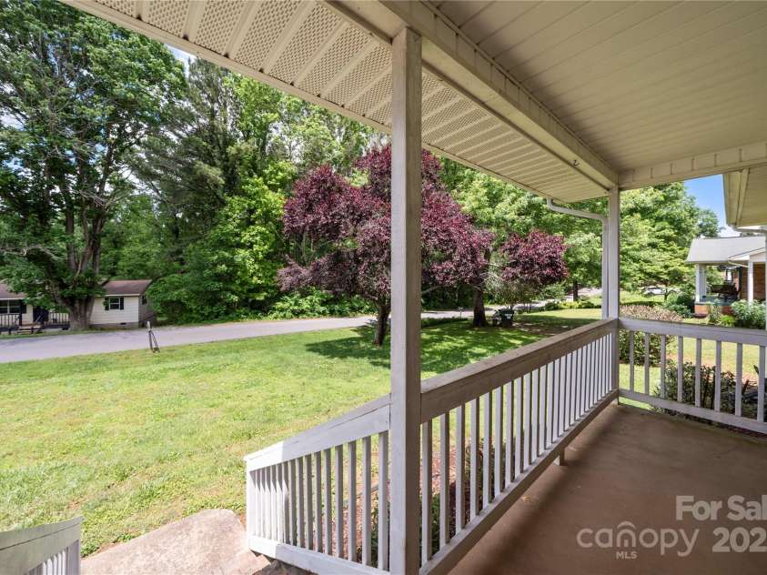 128 Wandering Lane, Bessemer City, NC 28016.  MLS# CAR4259214, YatesRealty ID 22903. 