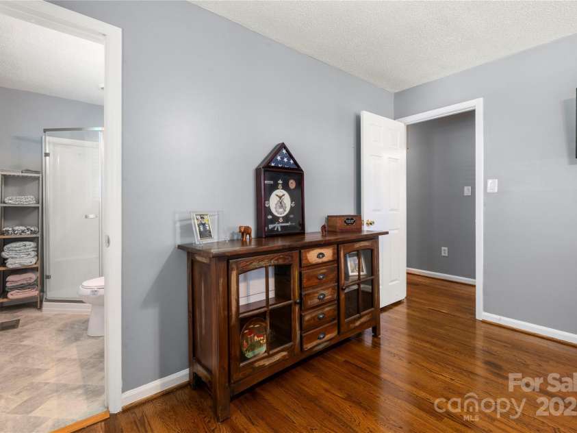 128 Wandering Lane, Bessemer City, NC 28016.  MLS# CAR4259214, YatesRealty ID 22903. 