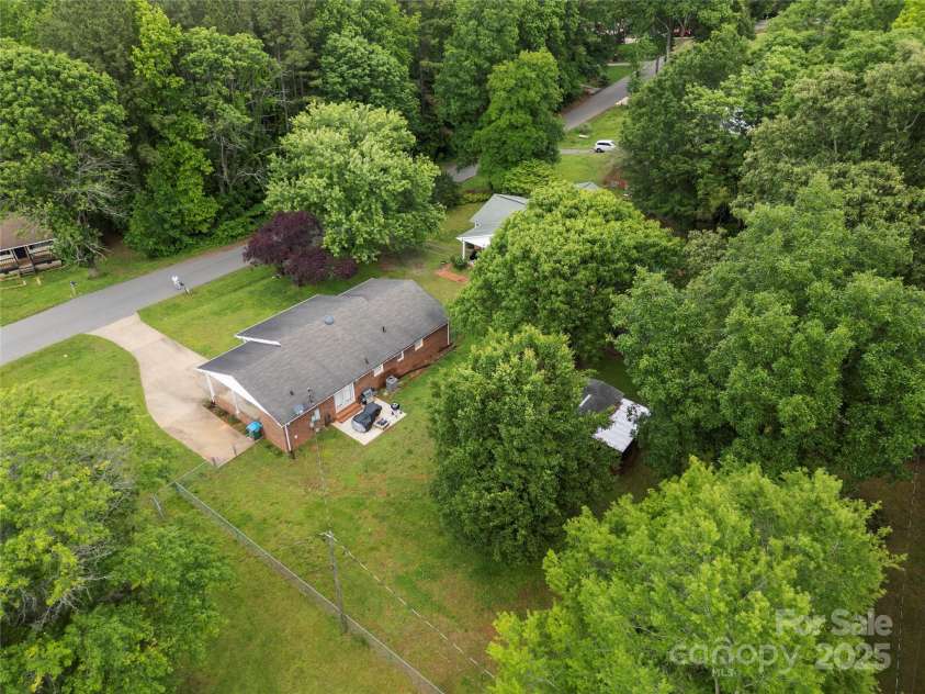 128 Wandering Lane, Bessemer City, NC 28016.  MLS# CAR4259214, YatesRealty ID 22903. 