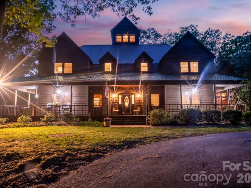 300 Cottonstone Lane, Troy, NC 27371.  MLS# CAR4374576, YatesRealty ID 22904. 