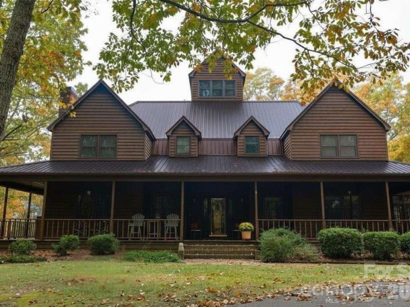 300 Cottonstone Lane, Troy, NC 27371.  MLS# CAR4374576, YatesRealty ID 22904. 