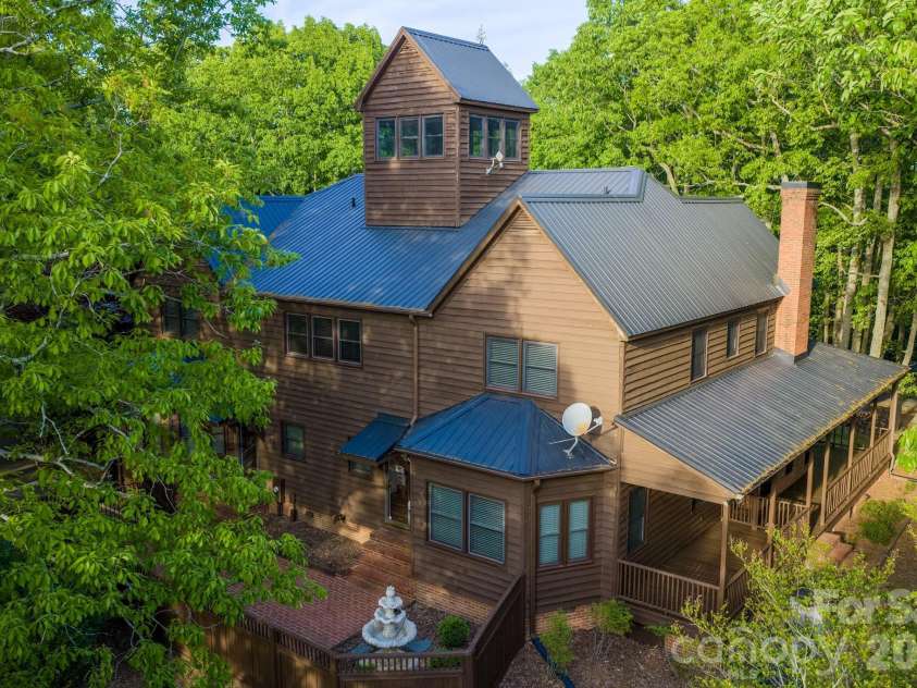 300 Cottonstone Lane, Troy, NC 27371.  MLS# CAR4374576, YatesRealty ID 22904. 