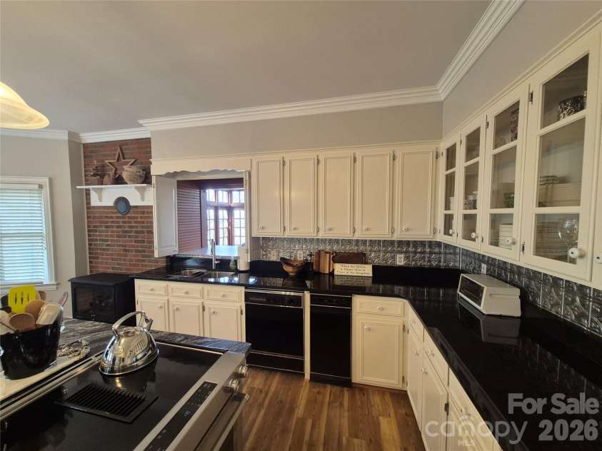 300 Cottonstone Lane, Troy, NC 27371.  MLS# CAR4374576, YatesRealty ID 22904. Kitchen