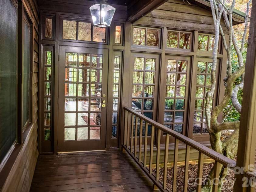 300 Cottonstone Lane, Troy, NC 27371.  MLS# CAR4374576, YatesRealty ID 22904. Sunroom