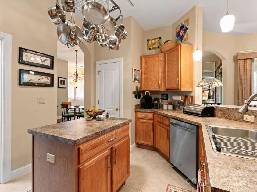 91 Talon Trail Lane, Etowah, NC 28729.  MLS# CAR4272366, YatesRealty ID 22904. 