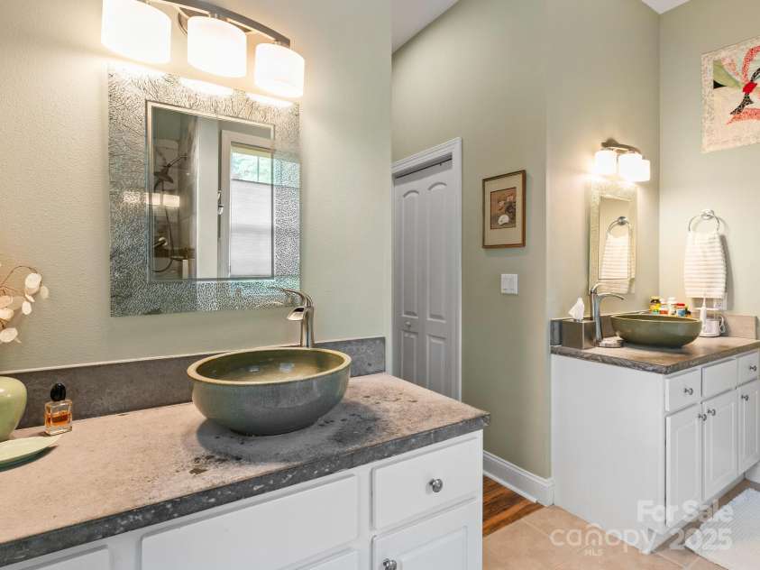 91 Talon Trail Lane, Etowah, NC 28729.  MLS# CAR4272366, YatesRealty ID 22904. 