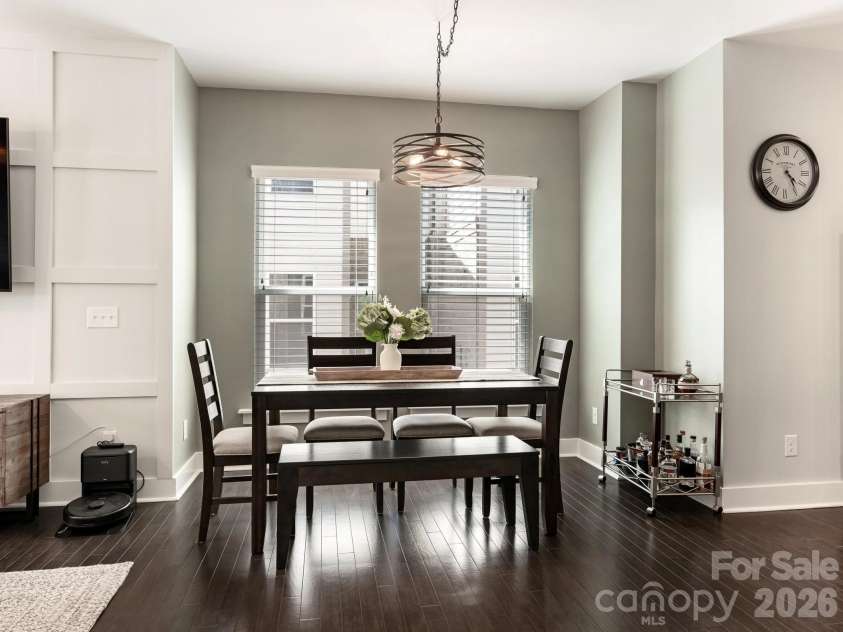 3536 Craughwell Drive, Charlotte, NC 28209.  MLS# CAR4374952, YatesRealty ID 22905. Dining area