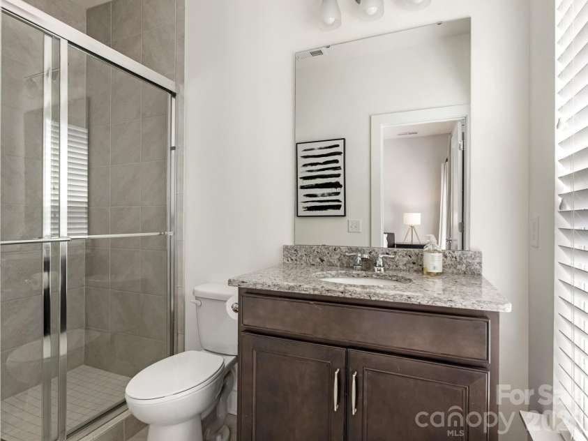 3536 Craughwell Drive, Charlotte, NC 28209.  MLS# CAR4374952, YatesRealty ID 22905. Full bathroom