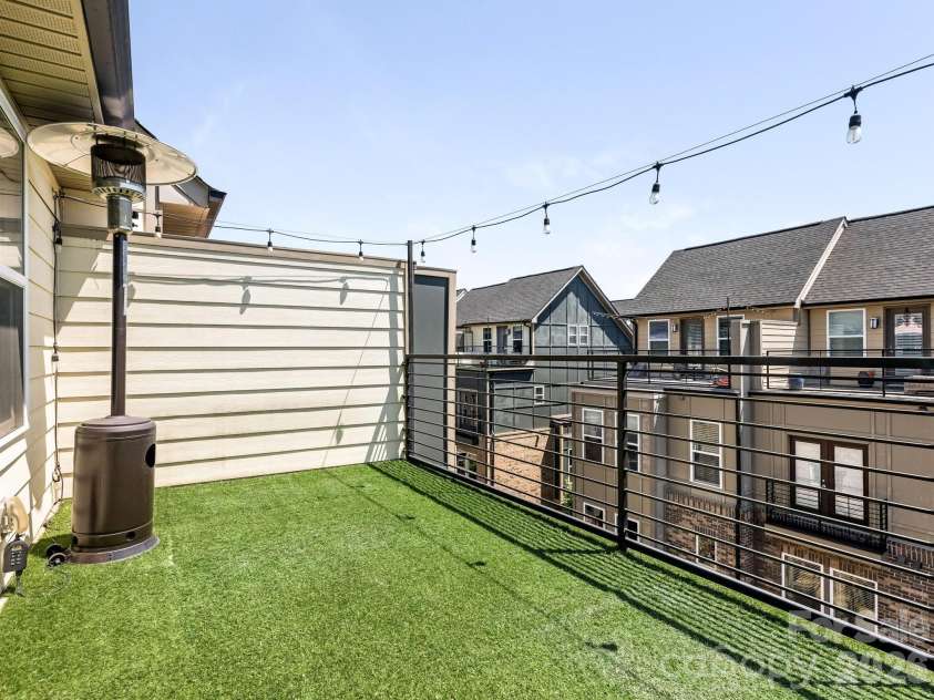 3536 Craughwell Drive, Charlotte, NC 28209.  MLS# CAR4374952, YatesRealty ID 22905. Roof terrace