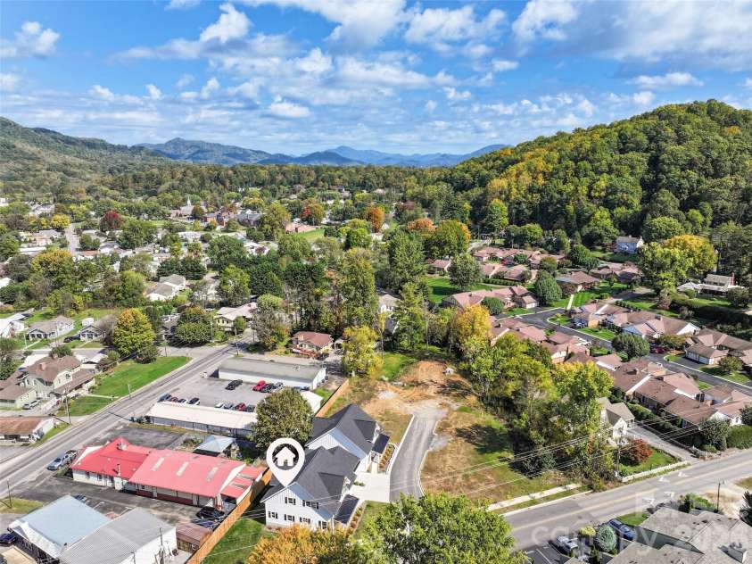 11 and 15 Riemar Lane, Waynesville, NC 28786.  MLS# CAR4375485, YatesRealty ID 22906. 