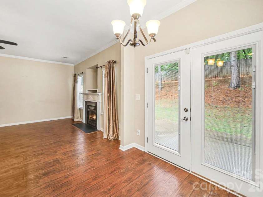 1011 Silver Springs Road, Fort Mill, SC 29715.  MLS# CAR4376380, YatesRealty ID 22907. 