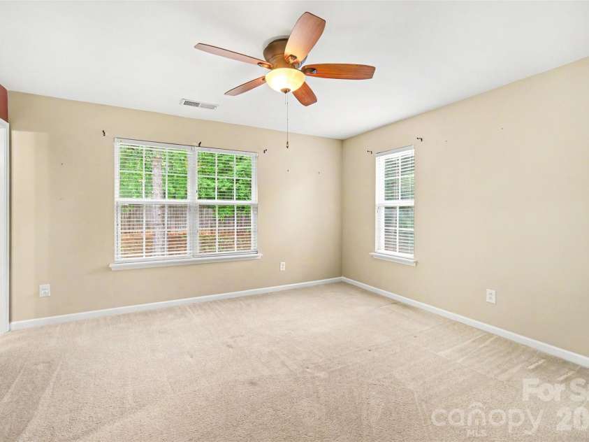 1011 Silver Springs Road, Fort Mill, SC 29715.  MLS# CAR4376380, YatesRealty ID 22907. 