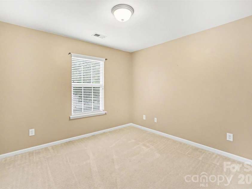 1011 Silver Springs Road, Fort Mill, SC 29715.  MLS# CAR4376380, YatesRealty ID 22907. 