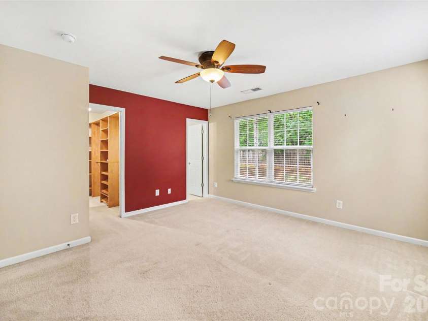 1011 Silver Springs Road, Fort Mill, SC 29715.  MLS# CAR4376380, YatesRealty ID 22907. 