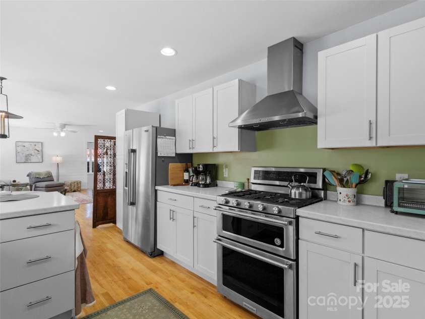 55 Cataberry Lane, Burnsville, NC 28714.  MLS# CAR4319951, YatesRealty ID 2291. 